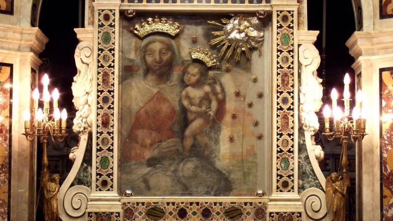 La Madonna dell’Arco ad Aversa